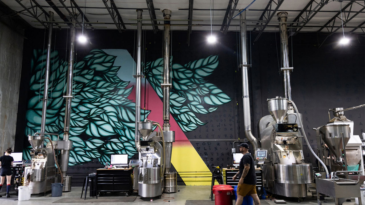  Black and white left 