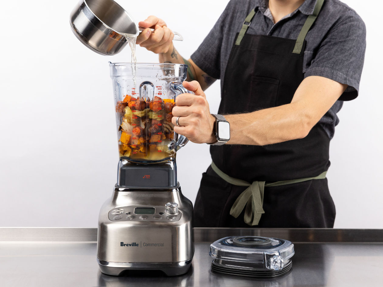 Upgrade to the Super Q™ Pro blender for the smoothest blends and effortless cleaning.