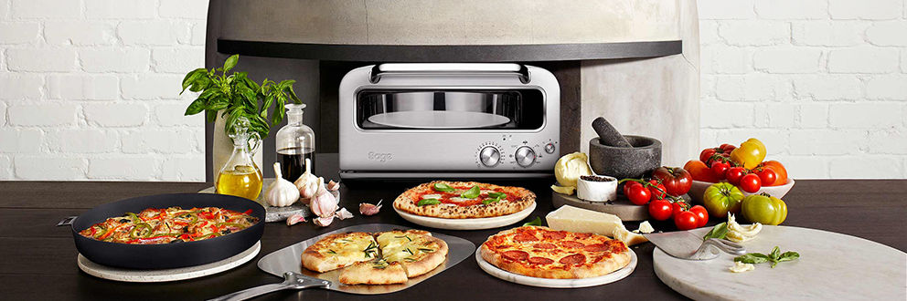 Pizzas Made In Electric Pizza Oven