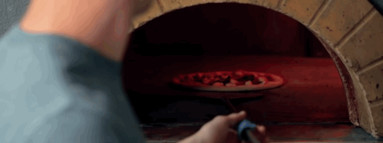 The Breville Smart Oven Pizzaiolo Review 2023: Turning My Kitchen Into a  Pizzeria